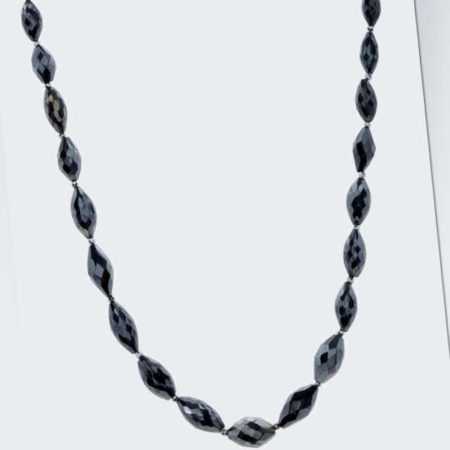 new Collier mit Spinell und Hämatit ab 188.95 (188.95) Euro im Angebot