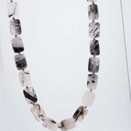 new Collier mit Turmalinquarz und Hämatit ab 79.99 (79.99) Euro im Angebot