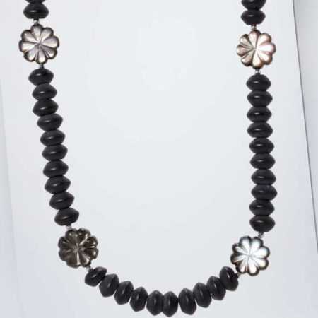 new Onyxcollier mit Hämatit und Perlmutt ab 49.99 (79.99) Euro im Angebot