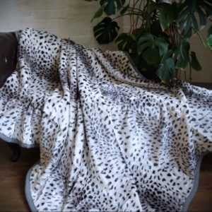 KUSCHELDECKE Tagesdecke Wohndecke Decke Plaid Schnee - Leopard