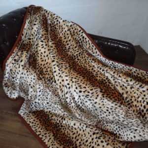 Kuscheldecke Tagesdecke Wohndecke Decke Plaid Leopard - Modell II