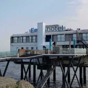 Nordsee Groningen Holland Hotel im Meer auf Stelzen Gutschein 2 Pers. 2 Nächte