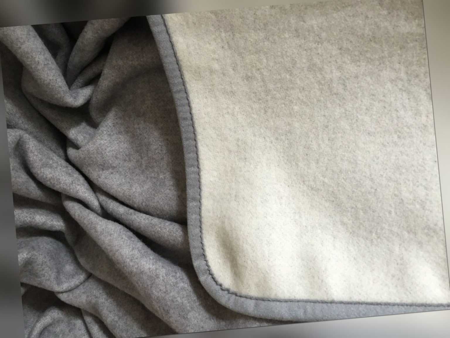 Wolldecke Plaid Wohndecke Kuscheldecke Überwurf grau/silber mit