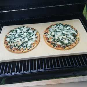 Bearbeitete Pizzaplatte 60 x 30 x 3 cm Backofenplatte ...