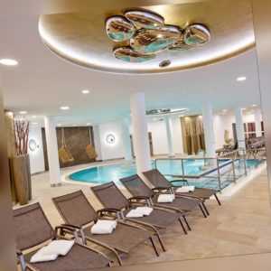 5 Wellness-Tage Bad Griesbach LUXUS 5* Hotel Maximilian Quellness Golfhotel + HP