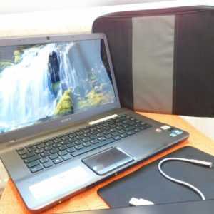 Sony Vaio VGN NW21 l 15 Zoll HD l BluRay l 500GB l 4GB RAM l DUAL CORE l HDMI