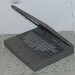 12,1" Laptop Notebook Toshiba Satellite Pro 480CDT 233MHz 1GB 32MB Windows 98 SE