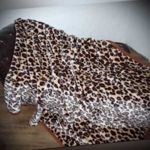 XXL Kuscheldecke Tagesdecke Wohndecke Decke Plaid Leopard - Design