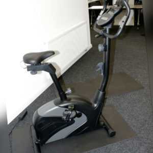 LCD Heimtrainer Fitness Fahrrad Hometrainer Ergometer Trimmrad Bike 150 kg bm