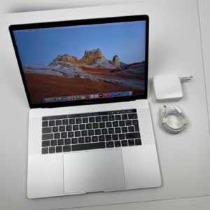 Apple MacBook Pro Retina 15,4“ TOUCHBAR i7 2,9 Ghz 512 GB SSD 16 GB Ram SILBER