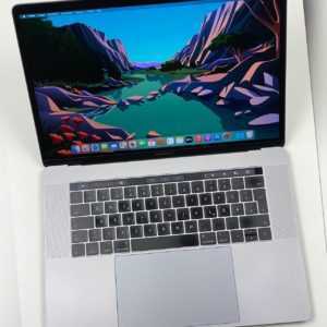Apple MacBook Pro Retina 15,4“ TOUCHBAR i7 2,9 Ghz 1 TB SSD 16 GB Ram SPACE GREY