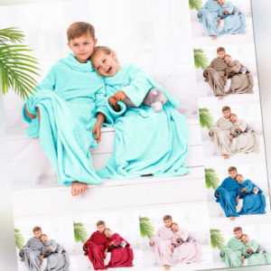 Kuscheldecke Decke mit Ärmeln für Kinder 90x105 cm mit kleiner