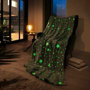 Wohndecke, Kuscheldecke, leuchtende Sterne 150 x 200 cm, Glow in