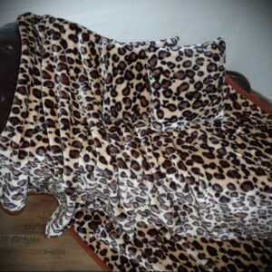 3tlg. Set Kuscheldecke Tagesdecke Leopard - Design 160x200cm + 2