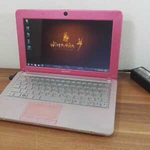 Sony Mini Notebook 10,1" Intel N280 1,66GHz 120GB SSD Webcam Cardr. Wlan BT Win7
