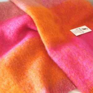 Island WP  Wolldecke Mohair  140x180cm Rosa Pink Orange kariert