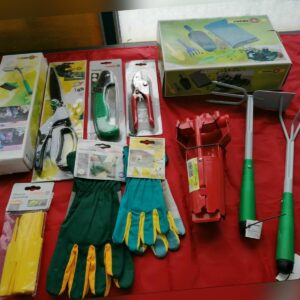 Set Gartengeräte Gartenwerkzeug Gartenschere Astsäge Zwiebelpflanzer Rasenschere