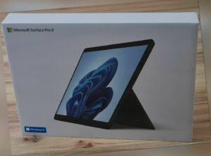 Microsoft Surface Pro 8 i5-1135G7 16GB RAM 256GB SSD Win11 Graphite 8PT-00019