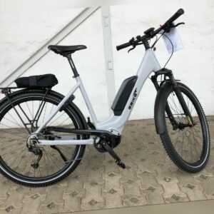 Advanced Trekking Plus E-Bike mit Bosch Performance CX 500Wh 9-G Kettenschaltung