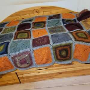 Grannysquare Decke, Kuscheldecke, Bohemian Tagesdecke, Häkeldecke,