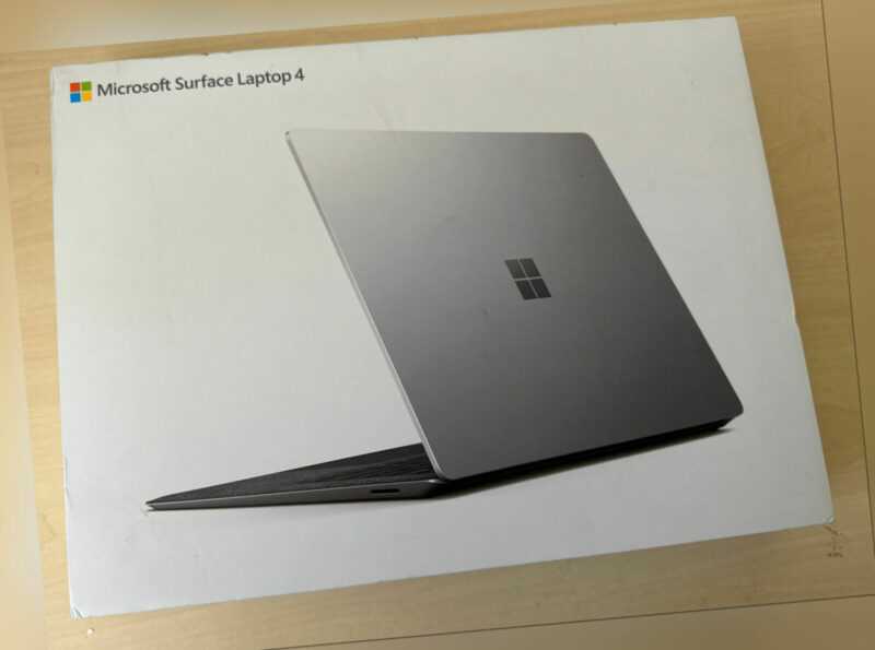 Microsoft Surface 4 13,5 Zoll (128 GB, AMD Ryzen 5, 2.3 GHz, 8 GB) Laptop -...