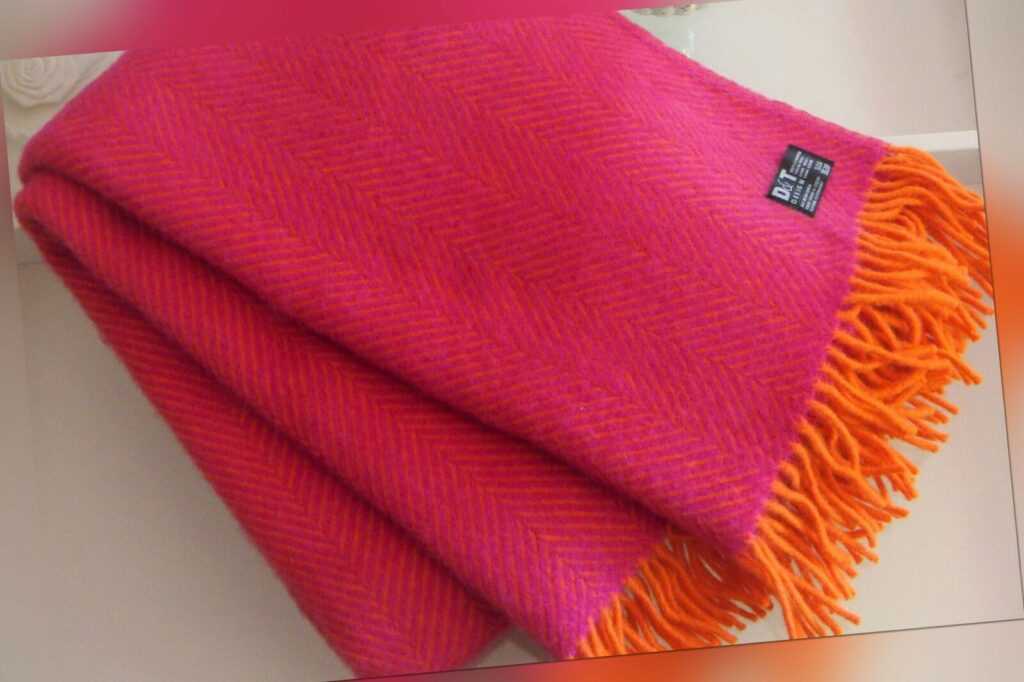 D&T Design Wolldecke Schurwolle Fischgrät Pink Apfelsine Orange