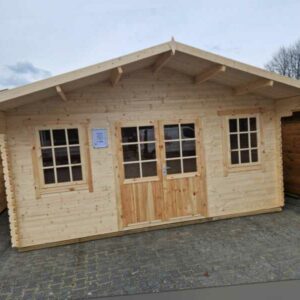 Gartenhaus Holzhaus Blockhaus Gerätehaus Laube 5x3,2m 28mm mit Fußboden