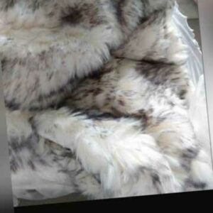 QVC Mont Chalet Premium Wendeplaid Fellimitat creme grau unbenutzt