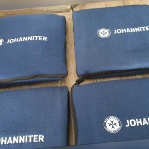 4x Johanniter Kuscheldecke 180x240cm Dicke Decke, Warme Sofadecke