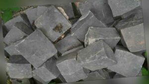 Pflastersteine, Basalt, gebraucht, ca. 5 qm, zum abholen