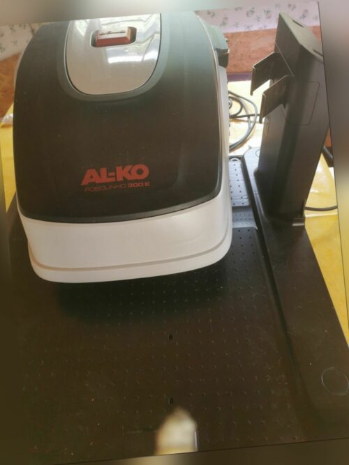 Alko Mähroboter mit Schleifen und Ladestation und Original Karton. Np 547€