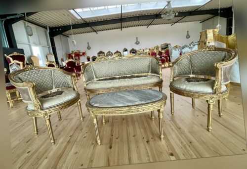Antique Style Sofa Set in Camel Color