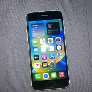 Apple iPhone SE A1723 (CDMA | GSM) - 64GB - Silber (Ohne Simlock)