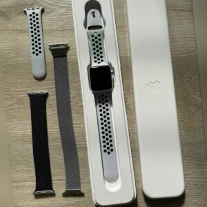 Apple Watch Series 3 38mm Silber Aluminium case mit 3 Apple *Original* Band