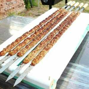 Edelstahl Adana Kebap Schaschlikspieße Holzgriff Köftespieße Spieße Fleischspieß