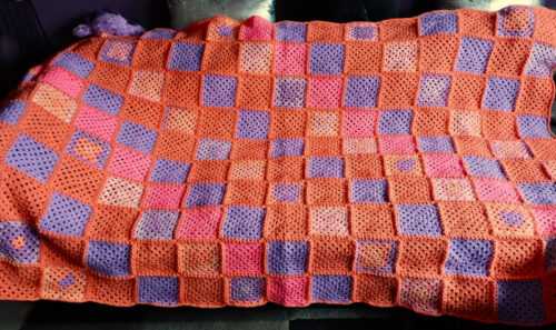 Granny Squaresdecke, Kuscheldecke, Tagesdecke, Decke 2,05x1,35(2)