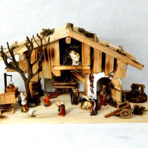 Weihnachtskrippe aus Holz Krippe Weihnachtskrippen Stall Krippen Figuren Deko
