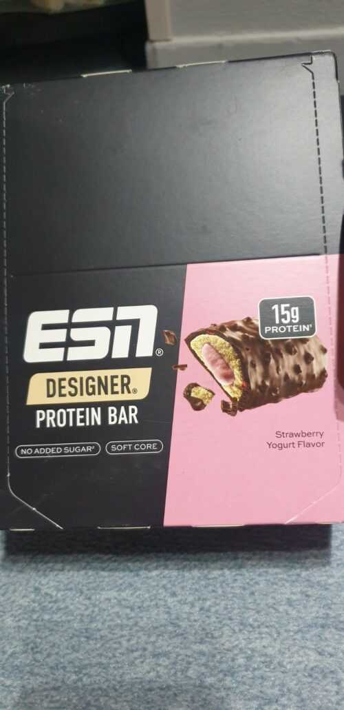 ESN Designer Protein Bar Strawbeery Yogurt