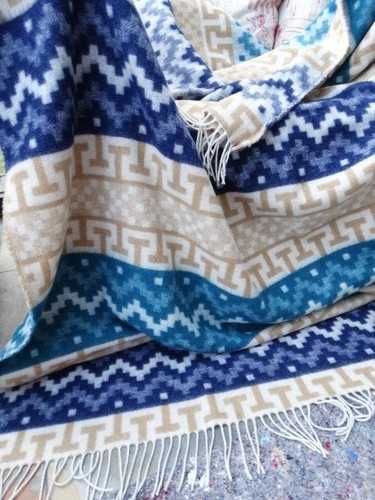 Wolldecke Plaid 140x200cm Wohndecke Kuscheldecke Decke 80%