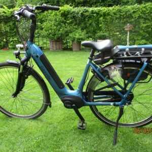 E-Bike Gazelle Damen-Tiefeinsteiger Arroyo stahlblau 28 Zoll neuwertig