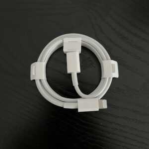 Apple iPhone USB‑C auf Lightning Kabel - Weiß, 1m (MX0K2ZM/A)