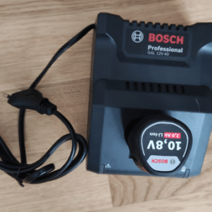 Bosch Professional Ladegerät GAL 12V-40 + Akku 2,0Ah 10,8V