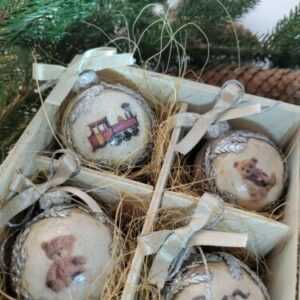 Weihnachtskugeln, Christbaumkugeln aus Glas 4er Geschenkset  Weihnachtsgeschenk