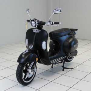 Amalfi Electric Scooter 45 km/h von Dreems im Italio Retro Look ...