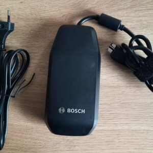 Bosch E-Bike Battery Charger Ladegerät 2A BPC3200 Smart System (NEU)