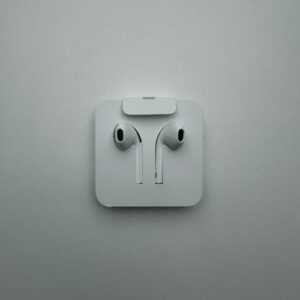 Apple iPhone Kopfhörer mit Lightning Anschluss EarPods Kabelkopfhörer