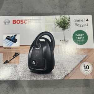Bosch Serie 4 ProEco Zylinderstaubsauger mit Beutel - Schwarz (BGL38BA3GB)